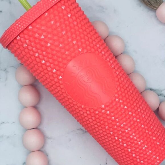 RARE 2022 Starbucks ⭐️ Dragonfruit Bling Cup! - Picture 2 of 8